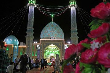 نگاهی بر تولد منجی عالم بشریت